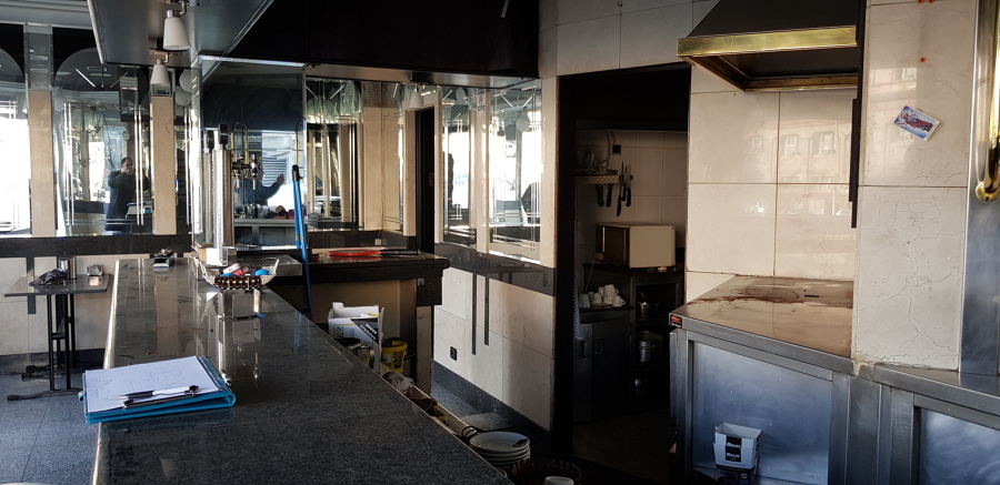 Antes_ Cambio de uso de bar a oficinas