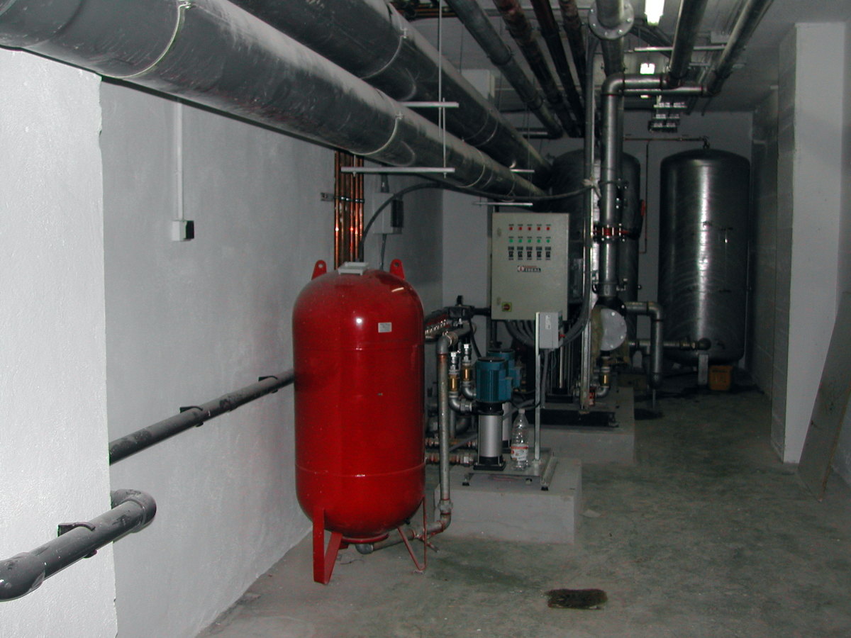 Local de Grupo Hidroneumatico