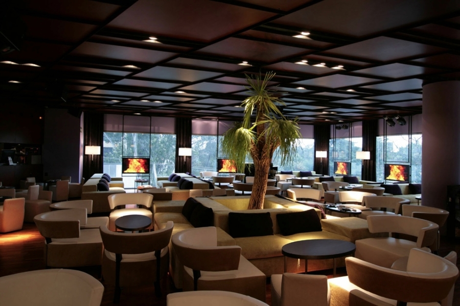 Locales comerciales, bares, restaurantes, etc