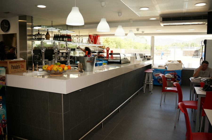 LOCALS COMERCIALS COMPLEX ESPORTIU TORRE ROJA 