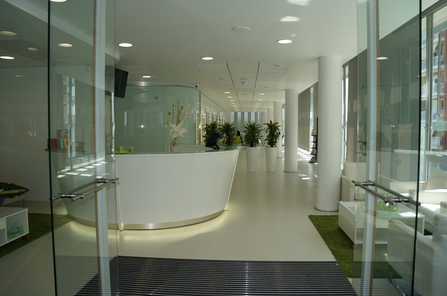 LOCALS COMERCIALS COMPLEX ESPORTIU TORRE ROJA 