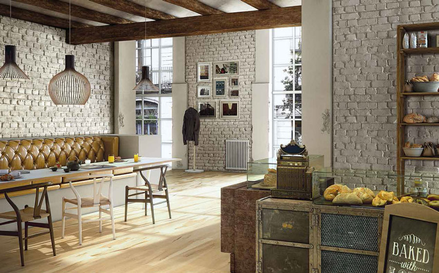 Loft con paredes de ladrillo blanco