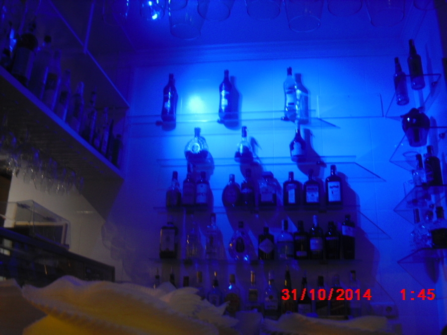 Lounge Bar "CAVA" en San pedro de Alcántara 