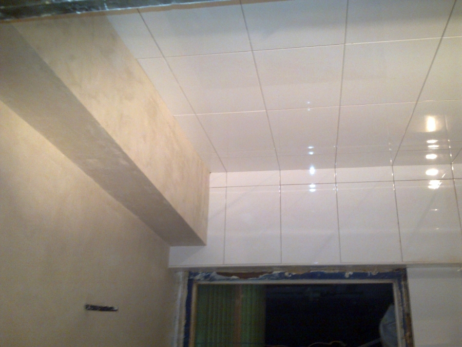 Lucido de viga de cuelgue