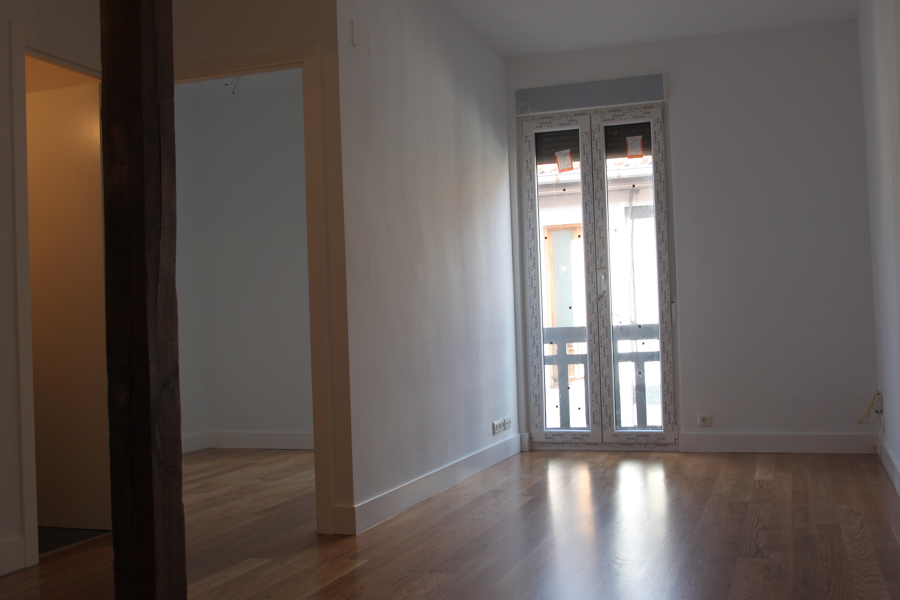 Lucido y pintado de paredes y techos