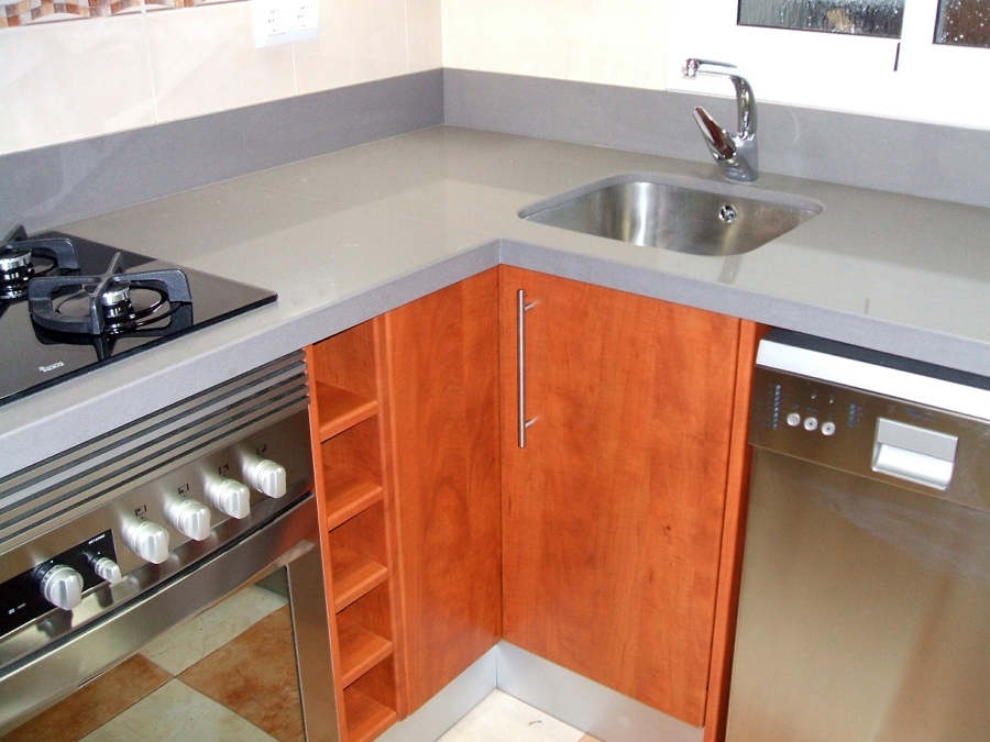 Mª JOSÉ ESCOLAR, CARRETERA DE ESPLUGAS