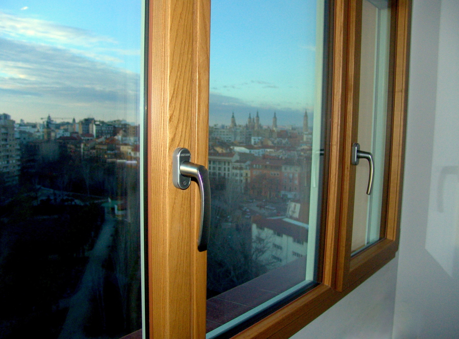 MADERA+PVC/ALUMINIO FINSTRAL