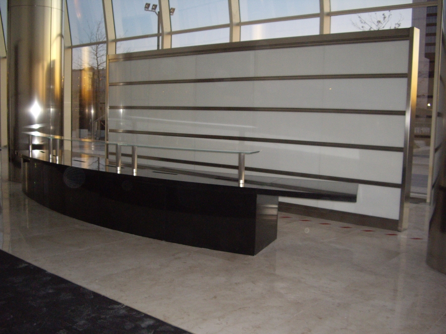 MOSTRADOR RECEPCIÓN