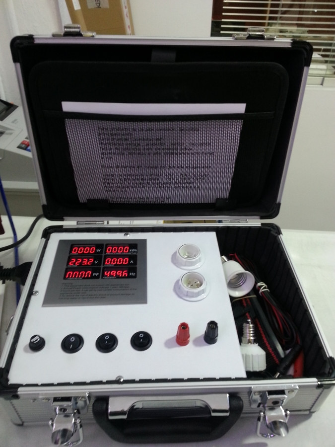 MALETIN MEDIDOR BOMBILLAS LED