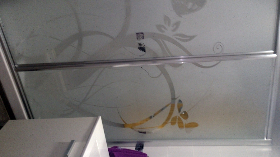 Mampara con cristal serigrafiado