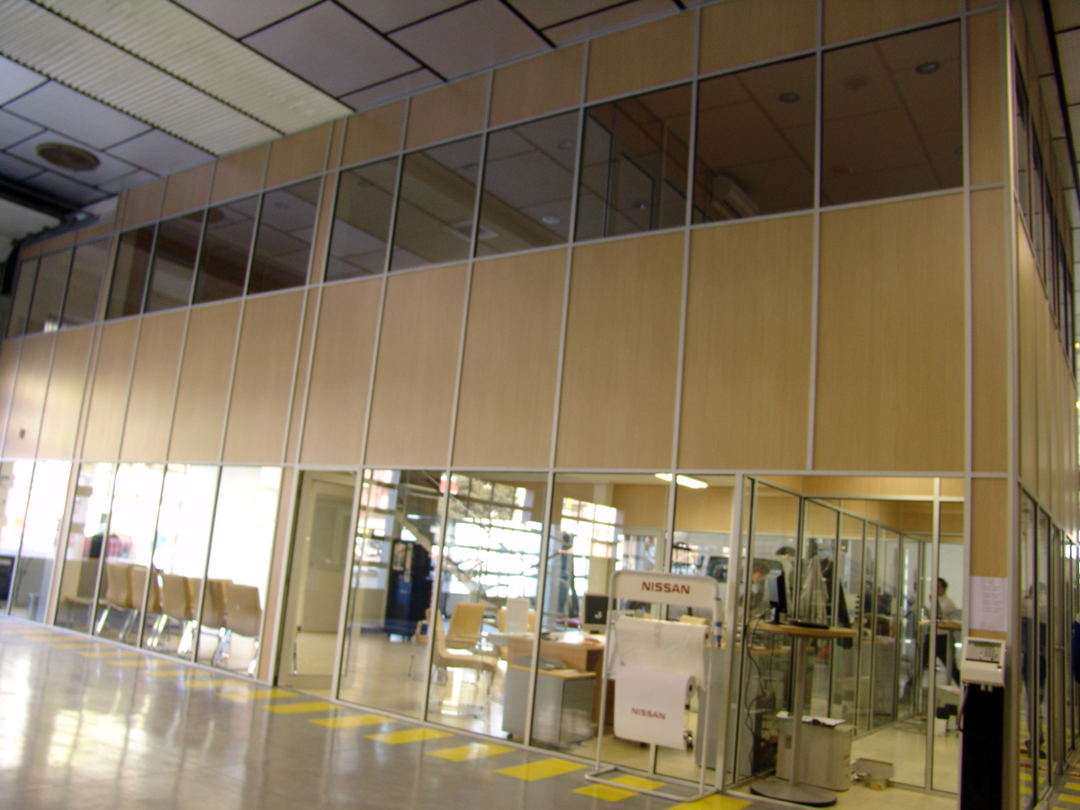 MAMPARAS ENTRE PLANTAS 