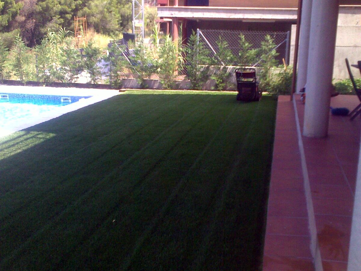 MANTENIMENT DE JARDINS