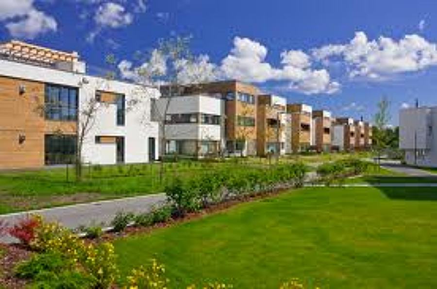 * * MANTENIMIENTO DE JARDINES Y COMUNIDADES * *