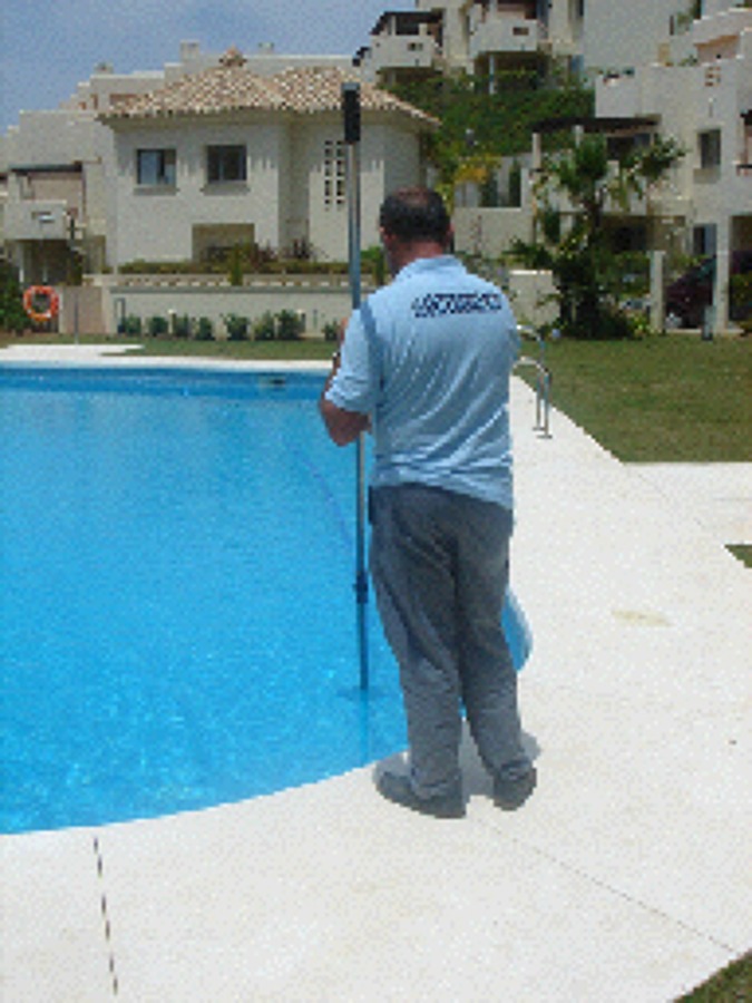 Mantenimiento de Piscinas Integral para comunidades y particulares