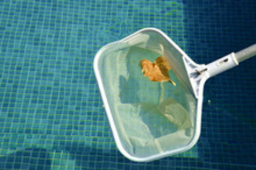 MANTENIMIENTO DE PISCINAS