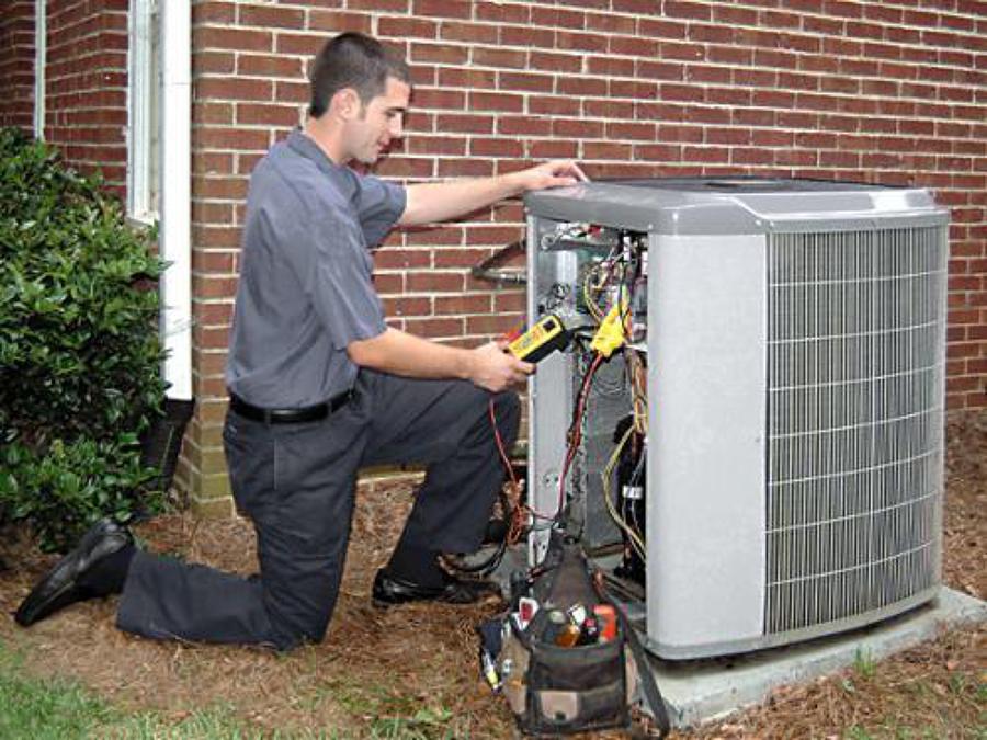 MANTENIMIENTO Y REVISION DE EQUIPOS