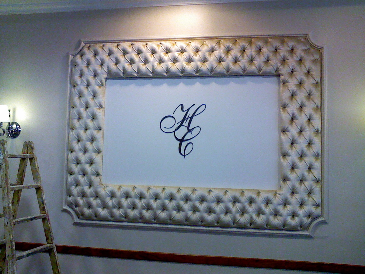 marco tapizado en capitone