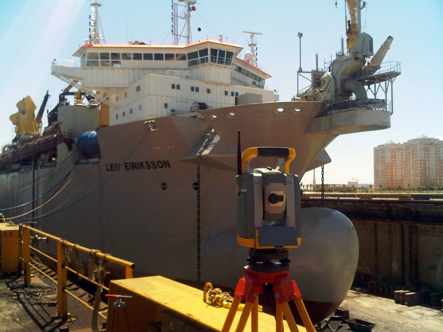 Medición Barco en construcción en Cádiz