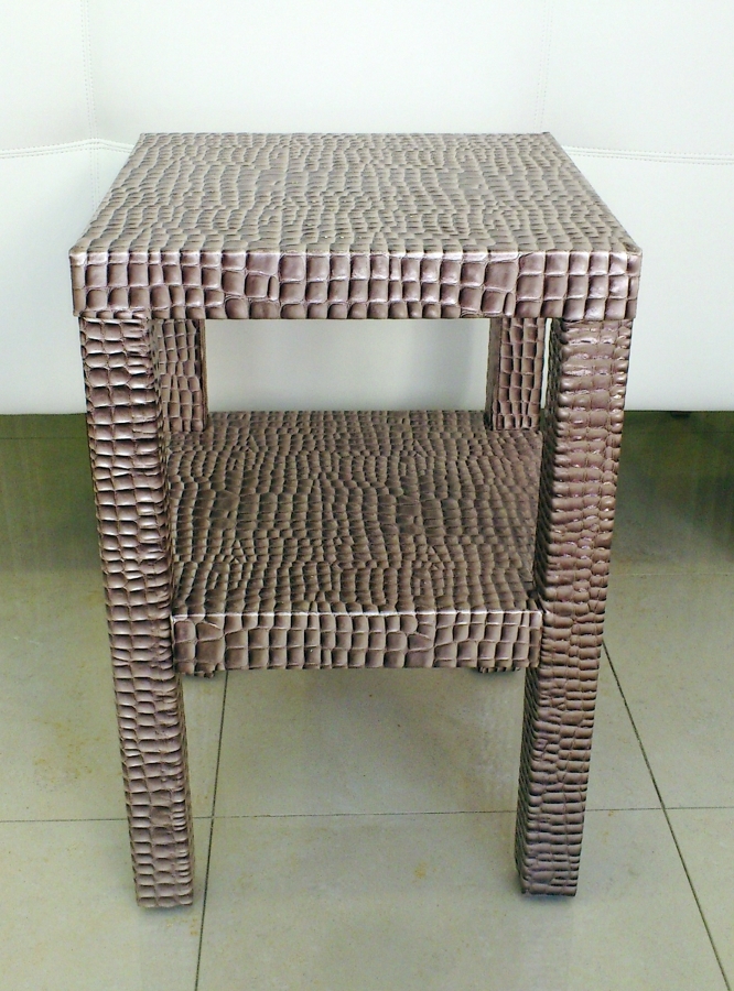 Mesa auxiliar Daniela