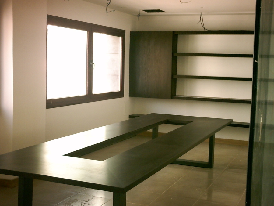 Mesa de reuniones.(terminada)