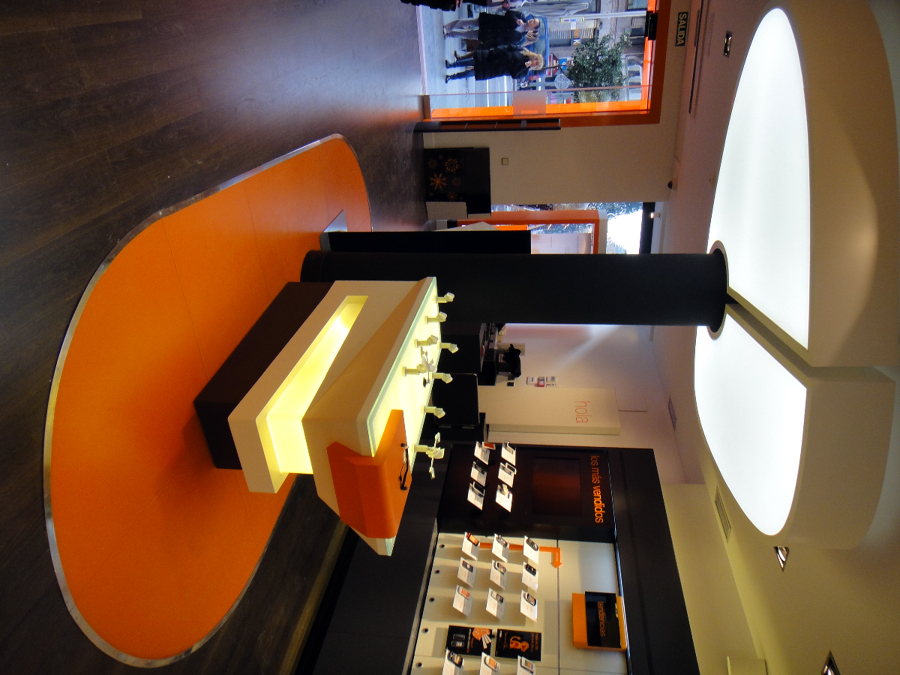 Mesa tienda Orange