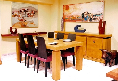 MESA Y APARADOR DE ESTILO CONTEMPORÁNEO