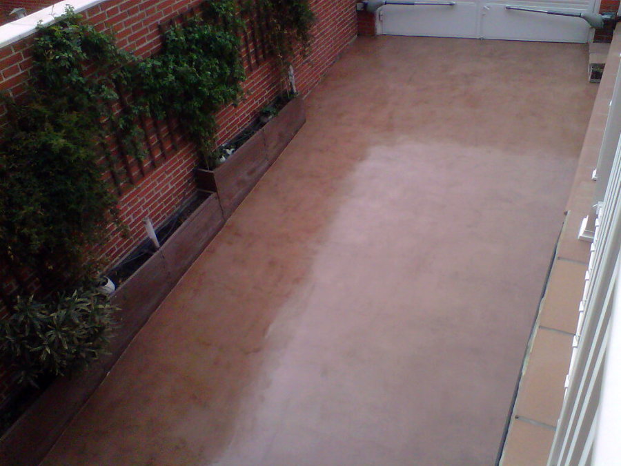 Microcemento en suelo exterior