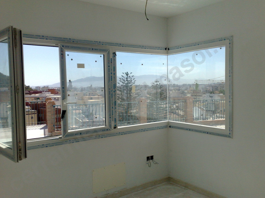 Mirador realizado en color Blanco