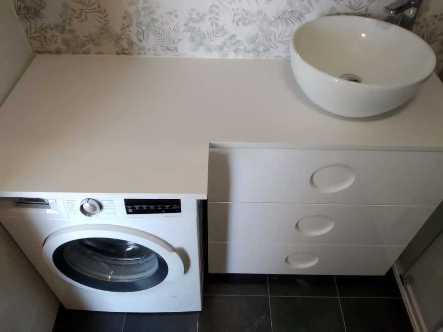 Instalación mobiliario aseo