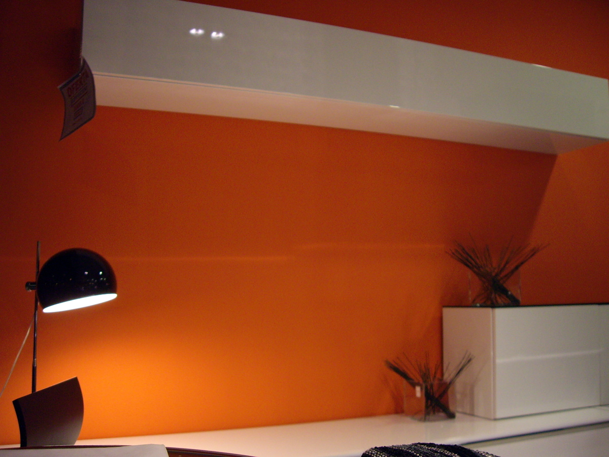 mobiliario  para salón  de  laca blanca brillo 