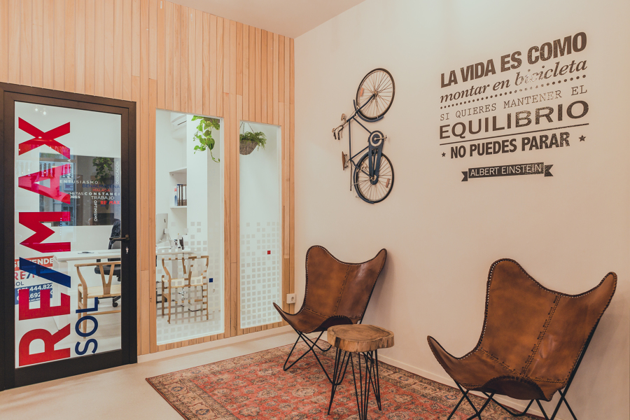 Sillas y Mesas estilo Vintage Industrial