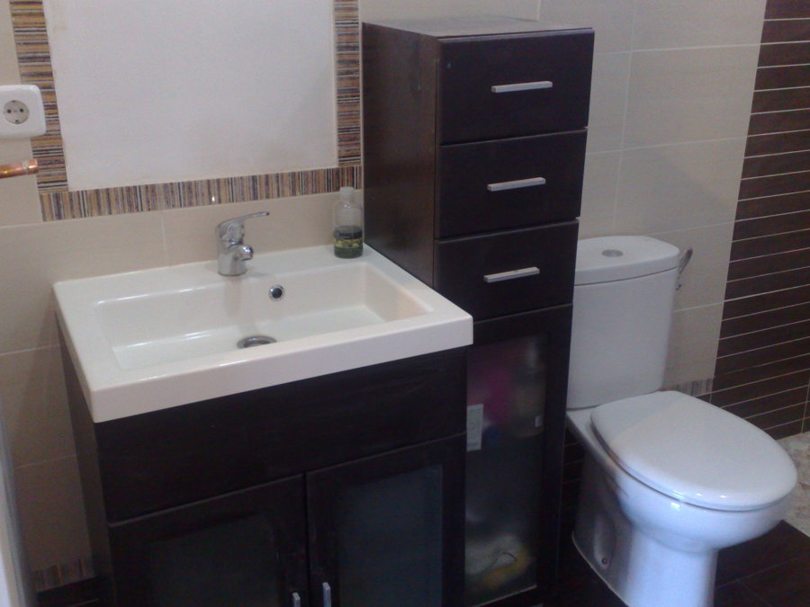 mobiliario y accesorios en baños