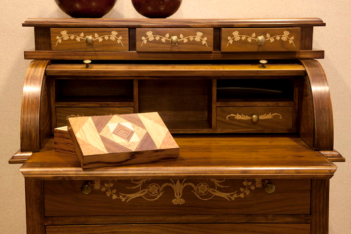 Moble amb marqueteria