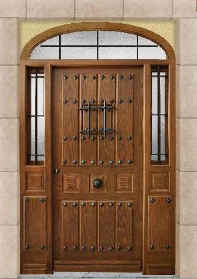 Puerta de calle madera maciza