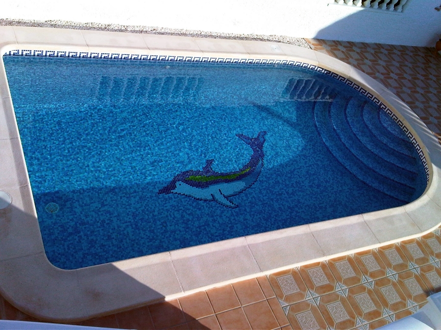 Modelo Bala con dibujo en el fondo