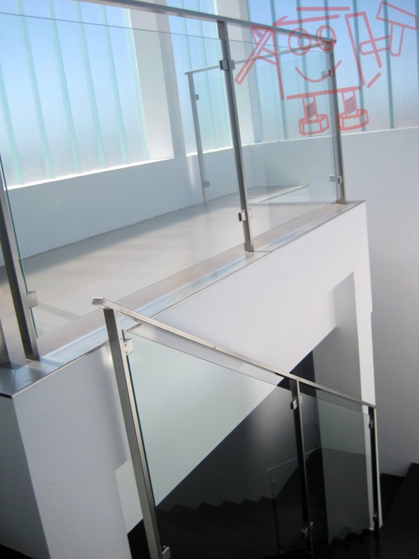 MODELO INOX RECTANGULAR PINZA