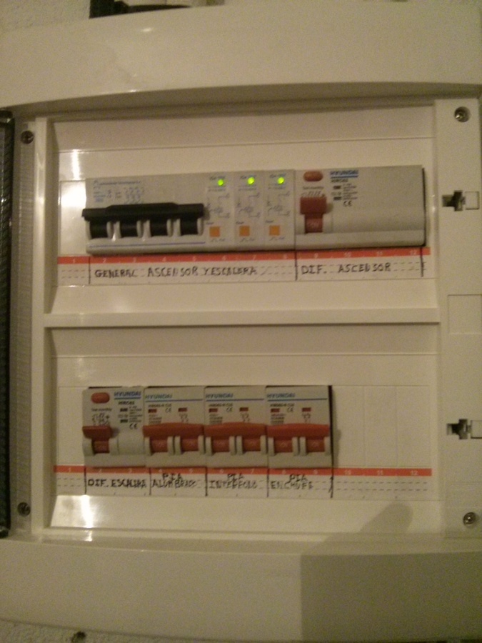 Modificación eléctrica en comunidad de vecinos