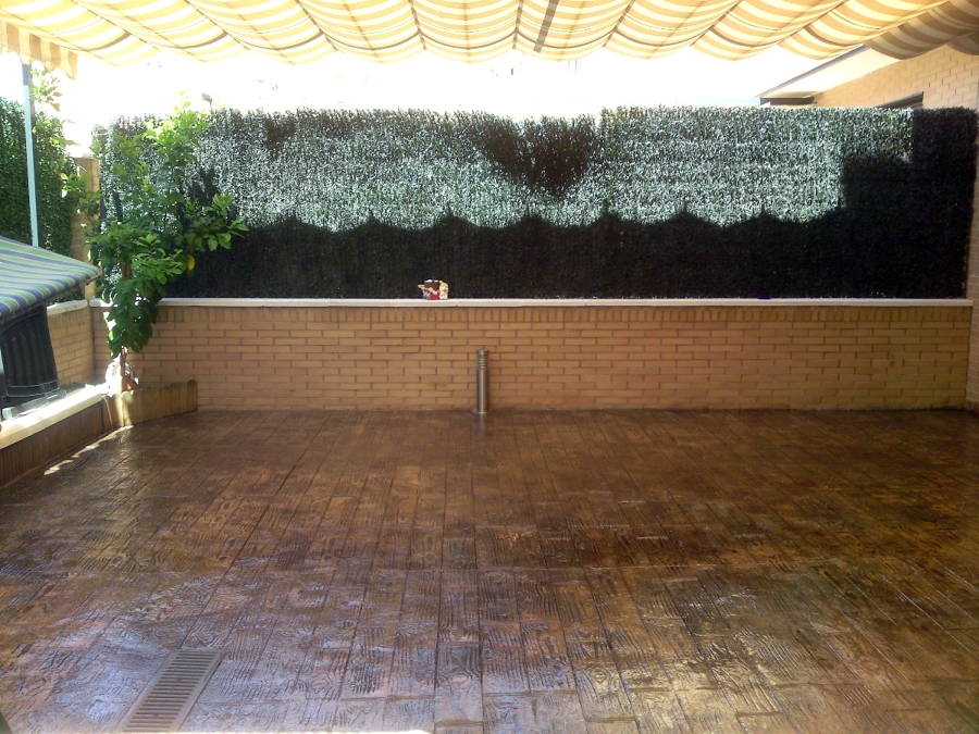 moldeado imitacion madera.