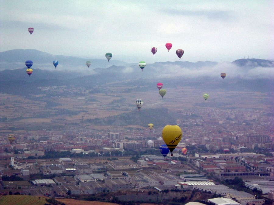 MOMENTS DE RELAX -FELIÇ ANIVERSARI -IGUALADA