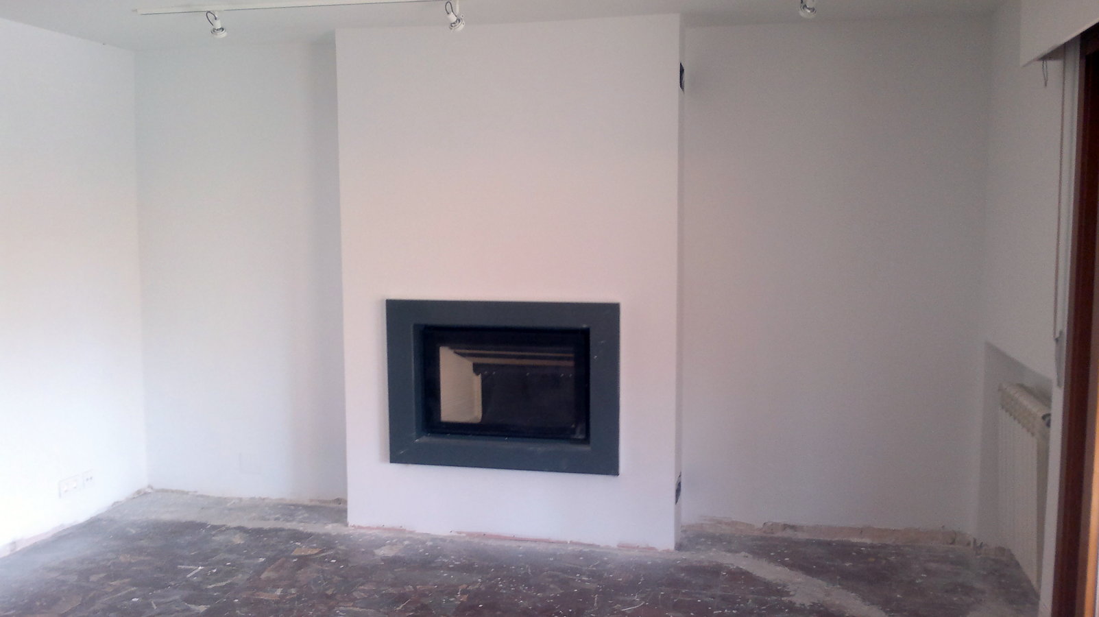 MONOBLOQUE CON MARCO A CUATRO LADOS