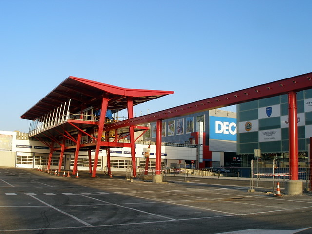 Monorail Plaza (Zaragoza)