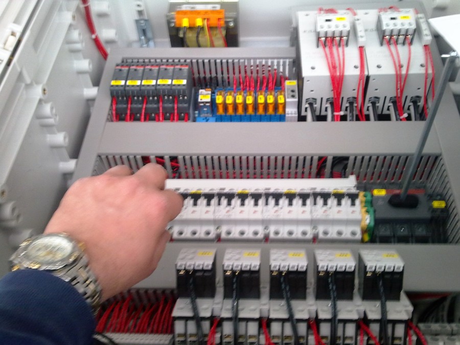 Montaje cuadro electrico