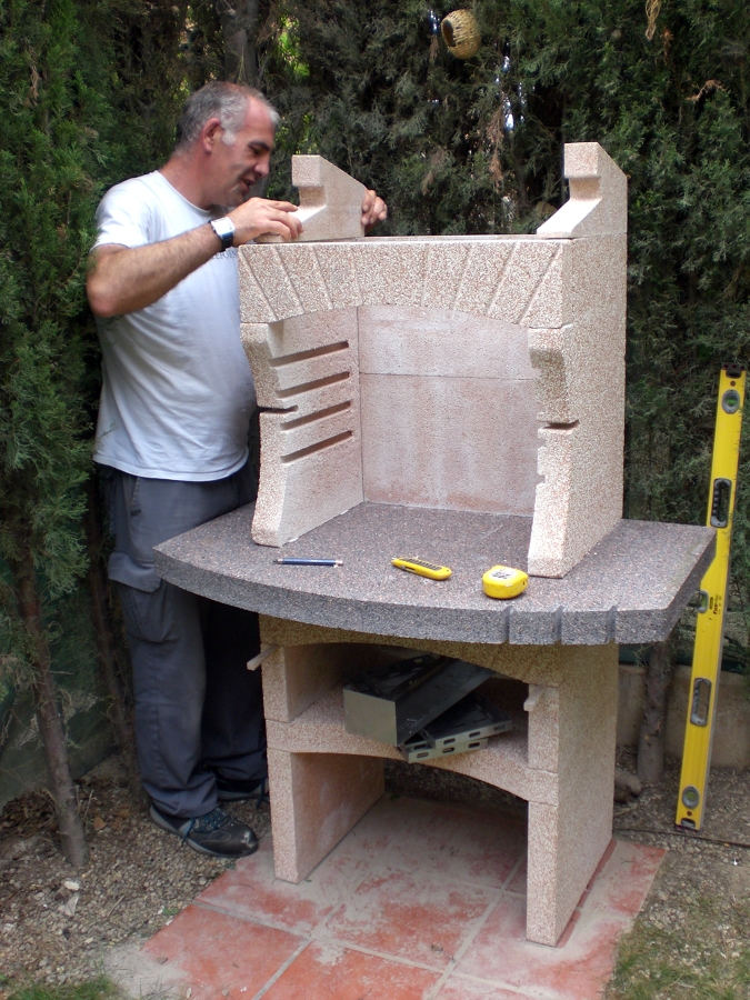 montaje de barbacoa.