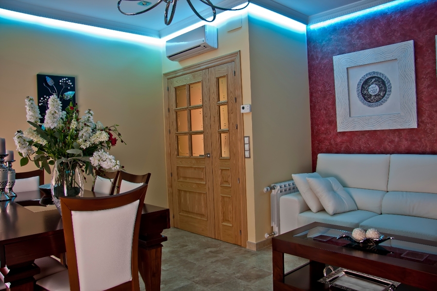 Montaje de Leds por todo el salon