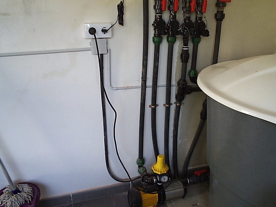 montaje de riego con bomba