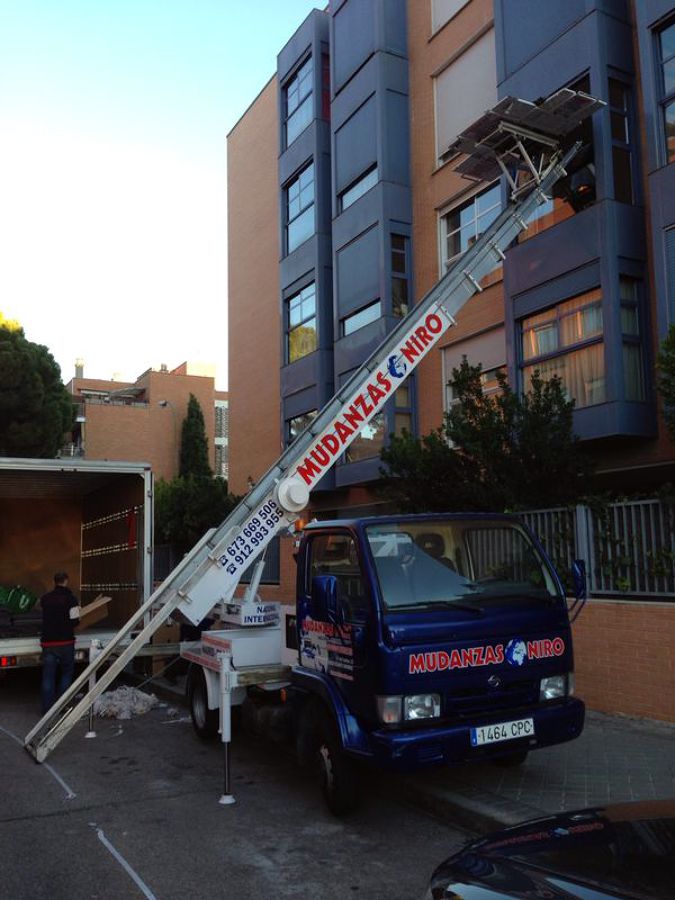 montamuebles por fachada