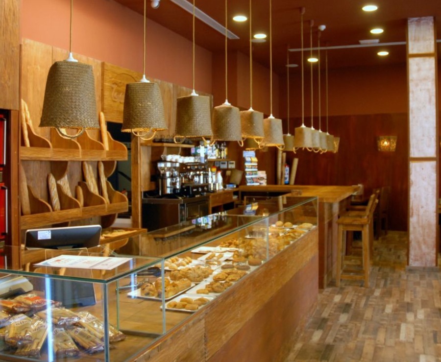 MOSTRADOR PANADERÍA-CAFETERÍA