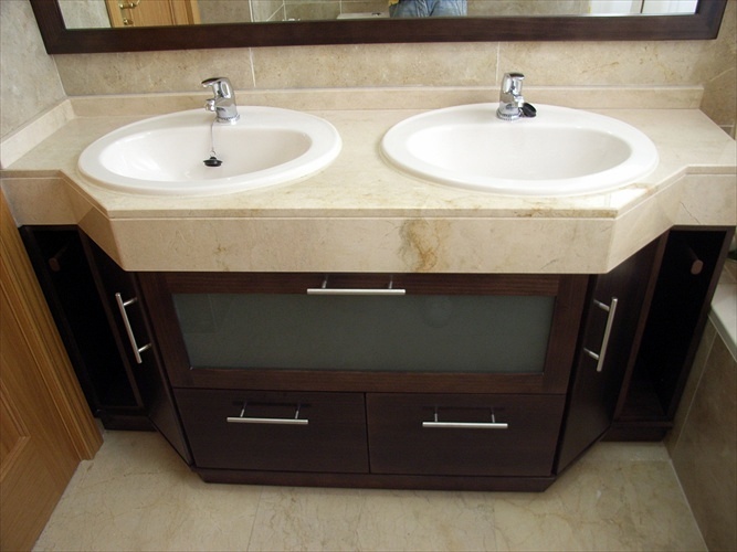 Mueble bajo encimera wengue