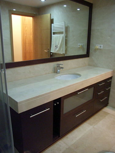 Mueble bajo encimera wengue