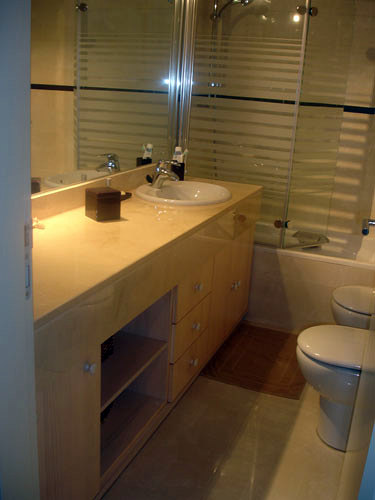 Mueble bajo encimera